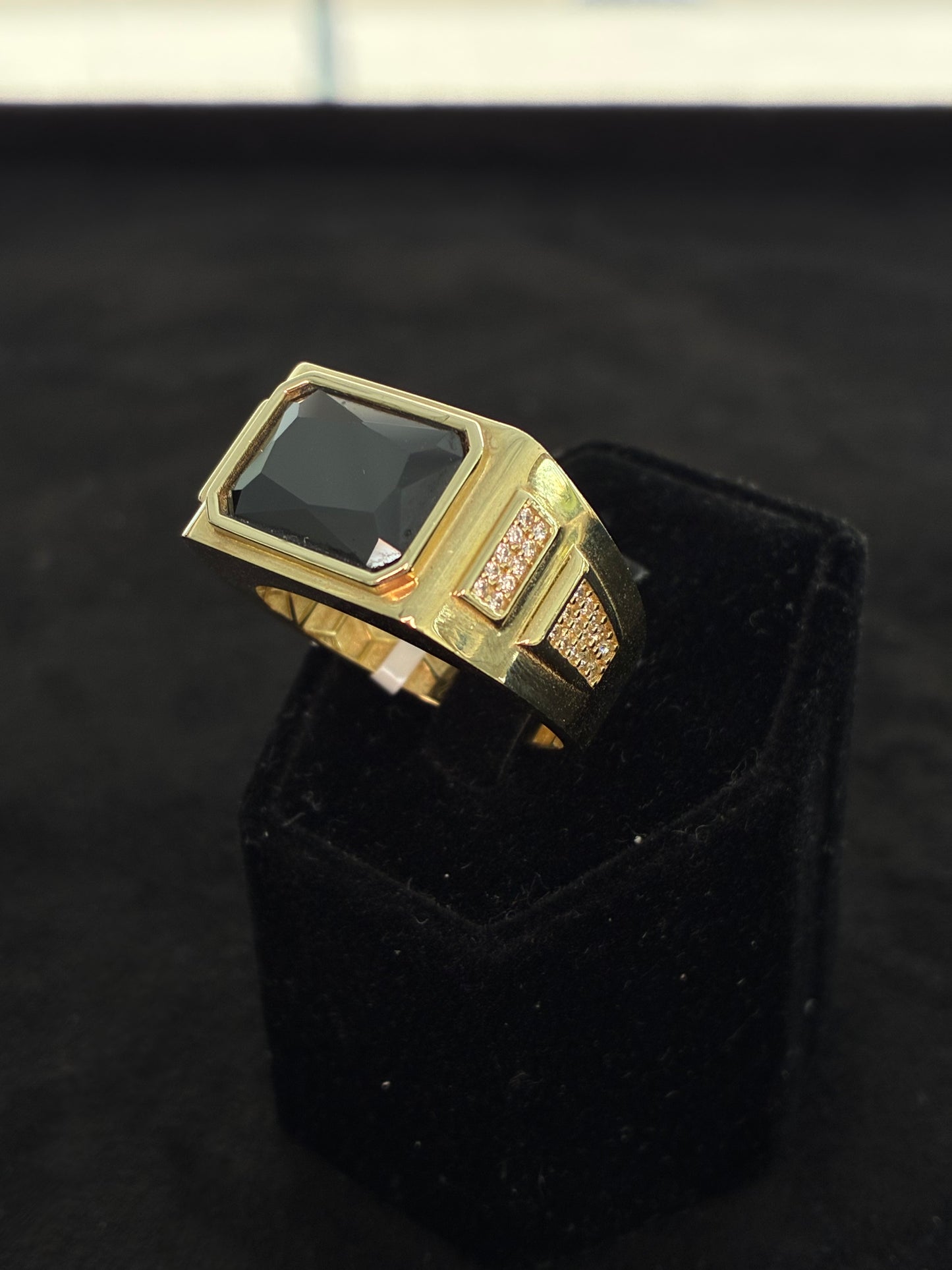 Modern Rectangular 10K Gold Ring