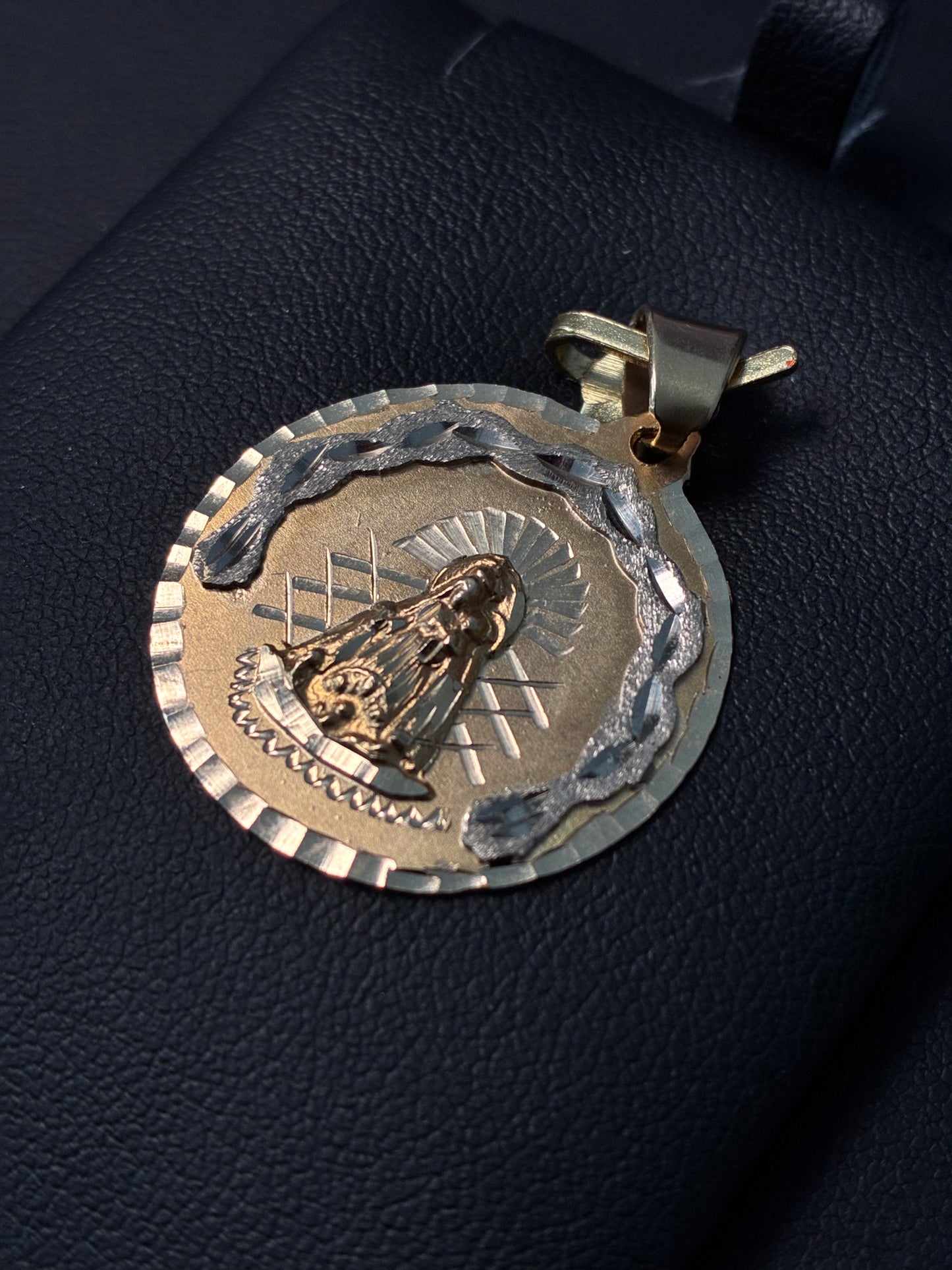 DIJE MEDALLA VIRGEN DE LA CARIDAD