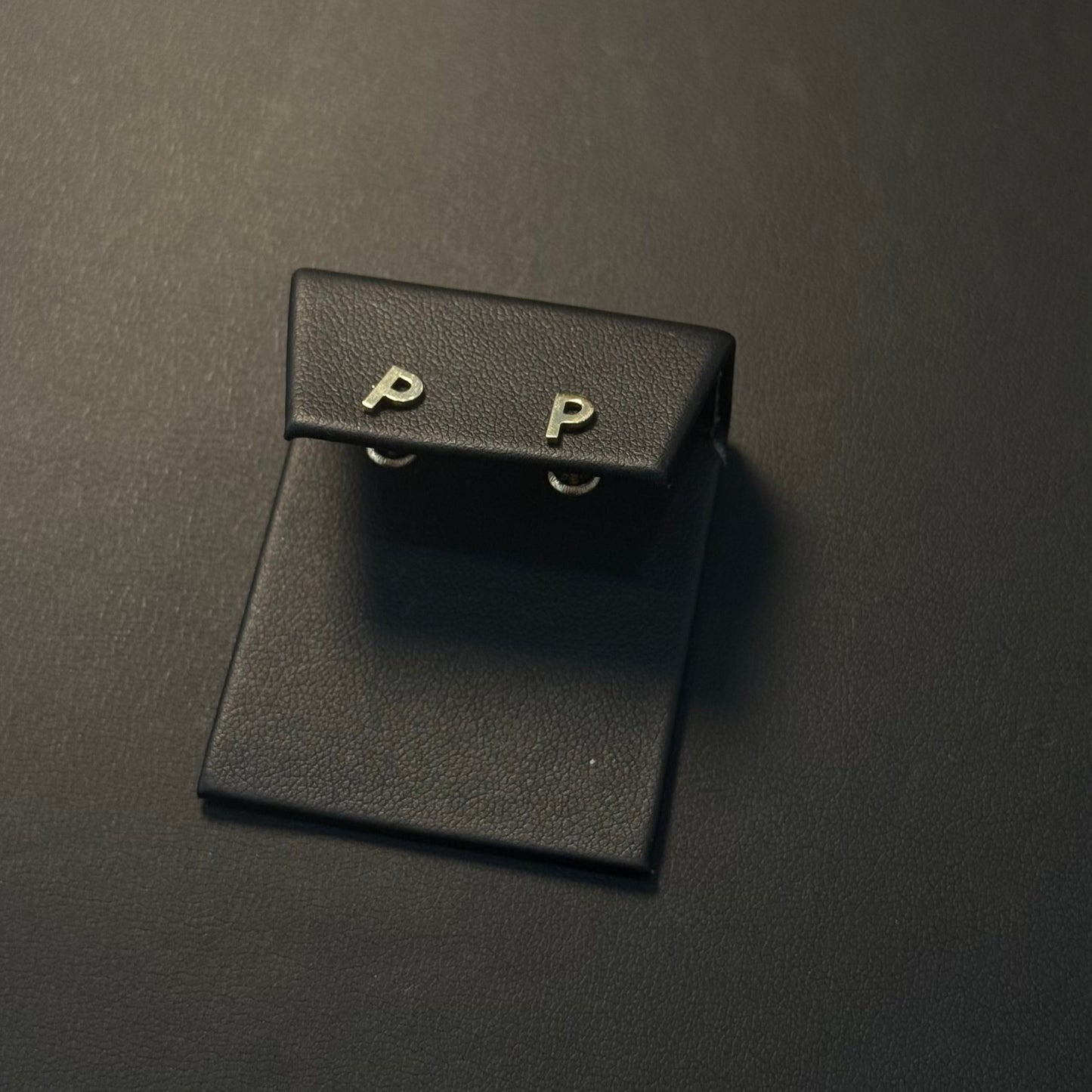 Aretes de Iniciales